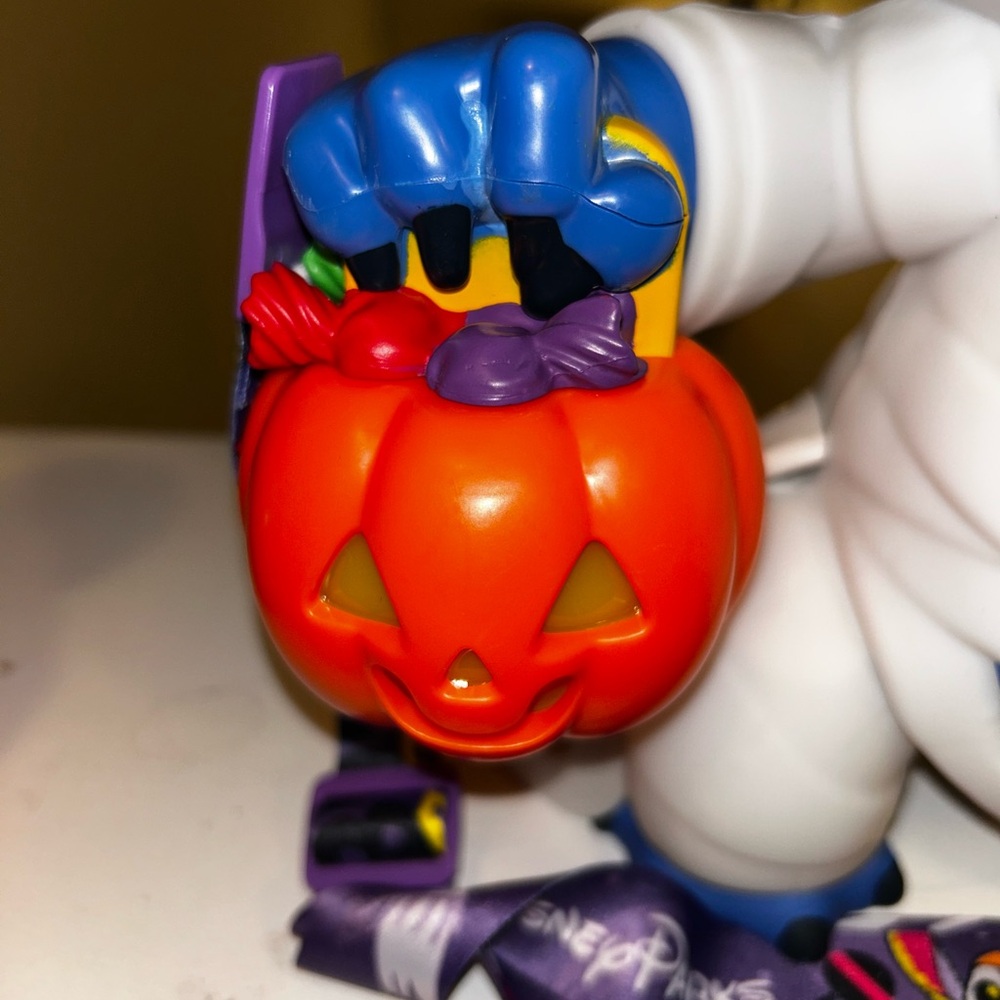 Stitch Halloween Glow in the Dark Light-Up Popcorn Bucket - Picture 9 of 11